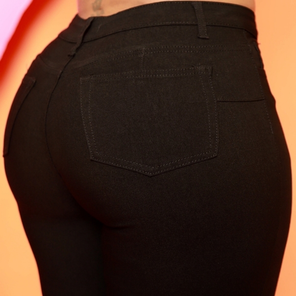 Jeans - Picture 6 of 9